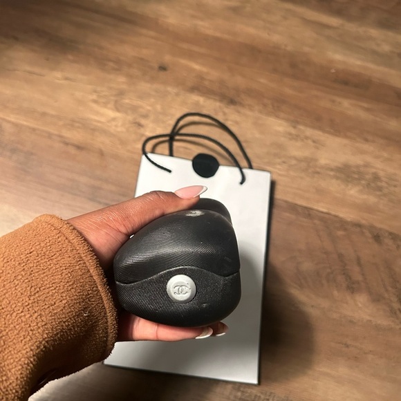 Vintage Chanel sunglasses case - Picture 7 of 10